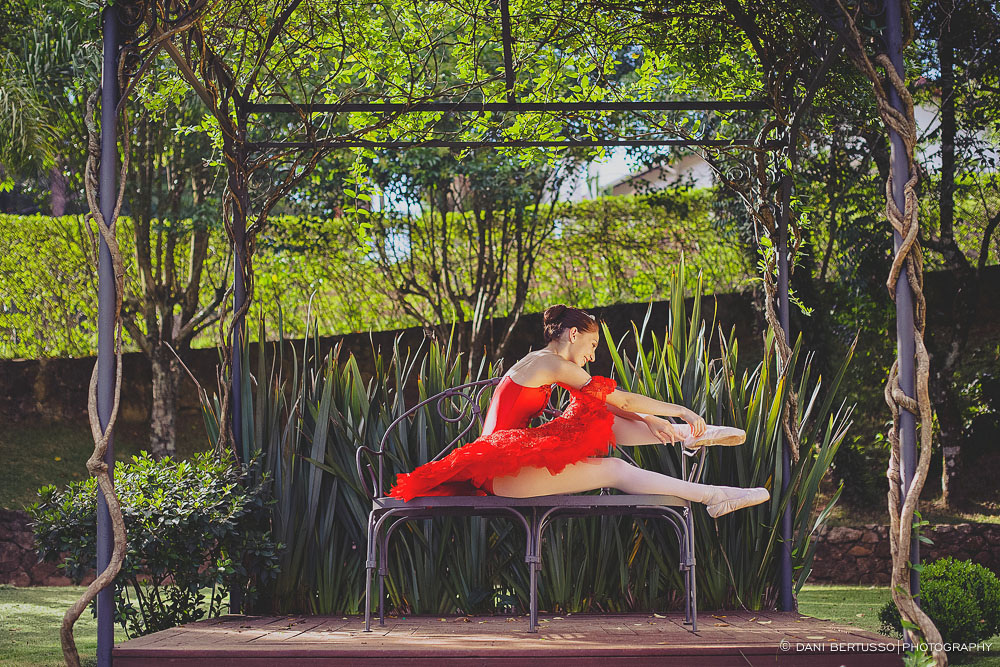 Ensaio fotográfico Feminino – Debutante - Fotografia de 15 Anos - Fotografia de Casamento - Sessão de fotos - Fotógrafa de Casamentos e Família em SP - Dani Bertusso - São Roque
