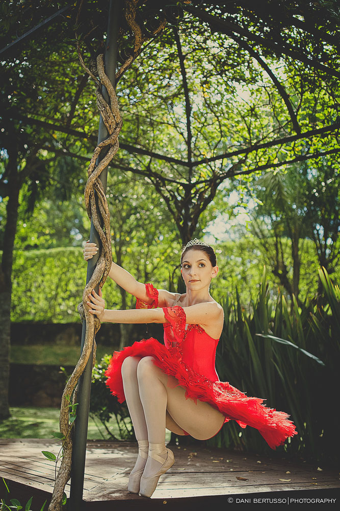 Ensaio fotográfico Feminino – Debutante - Fotografia de 15 Anos - Fotografia de Casamento - Sessão de fotos - Fotógrafa de Casamentos e Família em SP - Dani Bertusso - São Roque