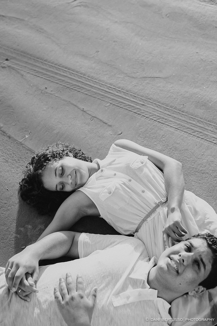 Ensaio fotográfico - Pre wedding - Destination wedding - Fotografia de Casamento - Fotografia de casais - Sessão de fotos na praia - Fotografa de Casamentos em São Paulo - Dani Bertusso