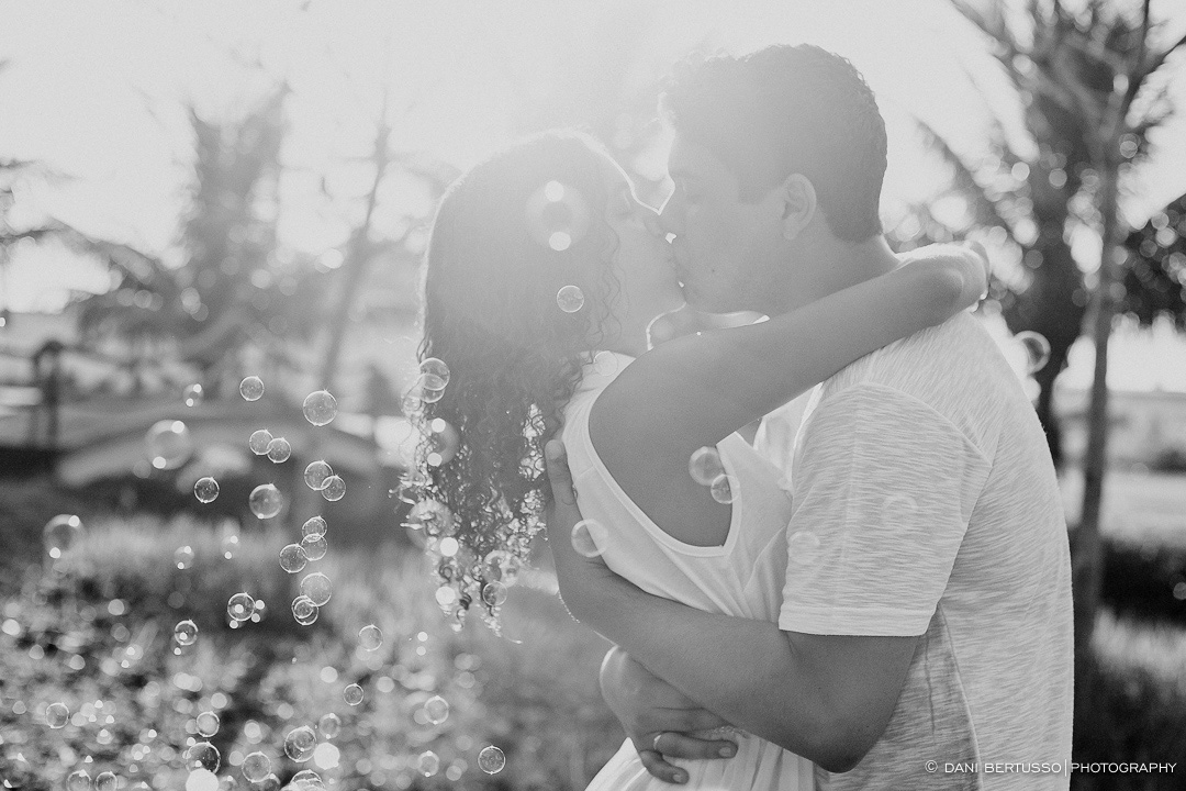 Ensaio fotográfico - Pre wedding - Destination wedding - Fotografia de Casamento - Fotografia de casais - Sessão de fotos na praia - Fotografa de Casamentos em São Paulo - Dani Bertusso