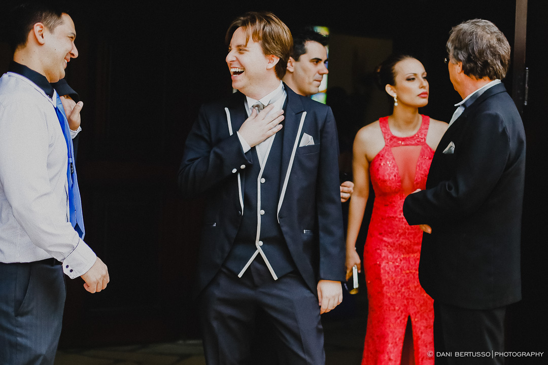 Casamento - Wedding day - Destination wedding - Fotografia de Casamento - Fotógrafa de Casamentos em SP - Dani Bertusso - Igreja Aldeia da Serra - Espaço La Foret