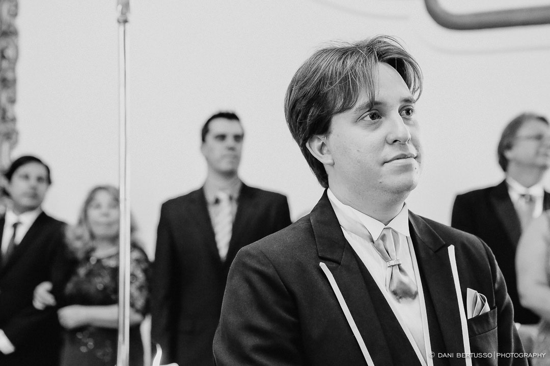 Casamento - Wedding day - Destination wedding - Fotografia de Casamento - Fotógrafa de Casamentos em SP - Dani Bertusso - Igreja Aldeia da Serra - Espaço La Foret