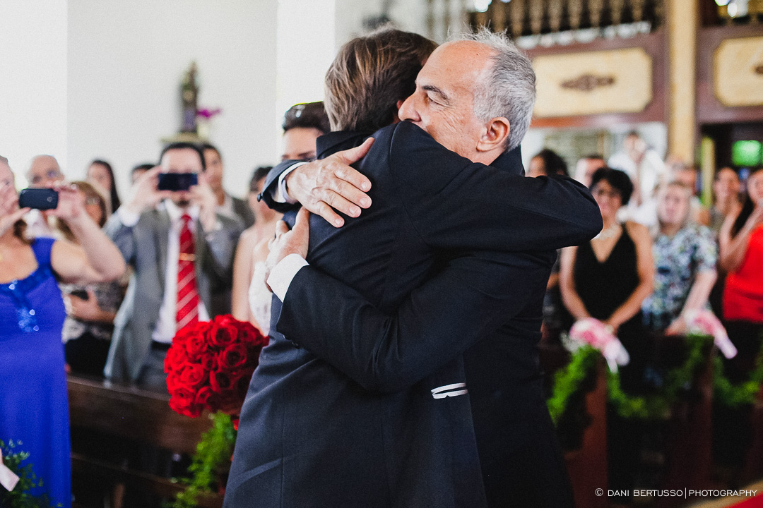 Casamento - Wedding day - Destination wedding - Fotografia de Casamento - Fotógrafa de Casamentos em SP - Dani Bertusso - Igreja Aldeia da Serra - Espaço La Foret