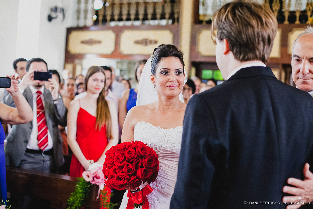 Casamento - Wedding day - Destination wedding - Fotografia de Casamento - Fotógrafa de Casamentos em SP - Dani Bertusso - Igreja Aldeia da Serra - Espaço La Foret