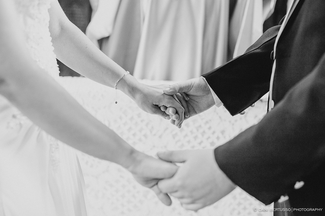 Casamento - Wedding day - Destination wedding - Fotografia de Casamento - Fotógrafa de Casamentos em SP - Dani Bertusso - Igreja Aldeia da Serra - Espaço La Foret