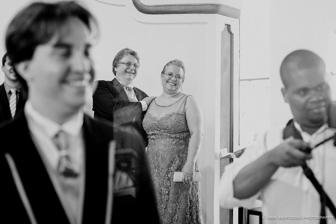 Casamento - Wedding day - Destination wedding - Fotografia de Casamento - Fotógrafa de Casamentos em SP - Dani Bertusso - Igreja Aldeia da Serra - Espaço La Foret