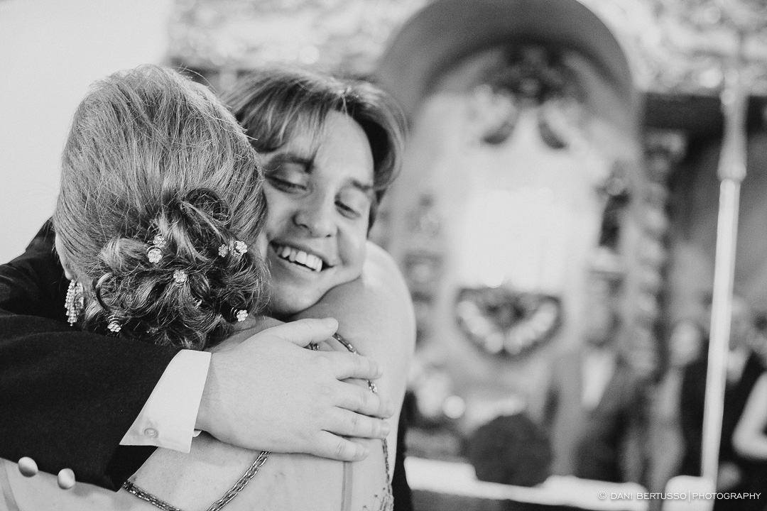 Casamento - Wedding day - Destination wedding - Fotografia de Casamento - Fotógrafa de Casamentos em SP - Dani Bertusso - Igreja Aldeia da Serra - Espaço La Foret