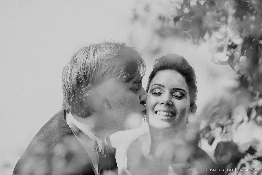 Casamento - Wedding day - Destination wedding - Fotografia de Casamento - Fotógrafa de Casamentos em SP - Dani Bertusso - Igreja Aldeia da Serra - Espaço La Foret
