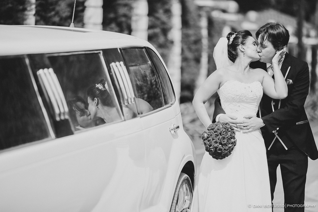 Casamento - Wedding day - Destination wedding - Fotografia de Casamento - Fotógrafa de Casamentos em SP - Dani Bertusso - Igreja Aldeia da Serra - Espaço La Foret