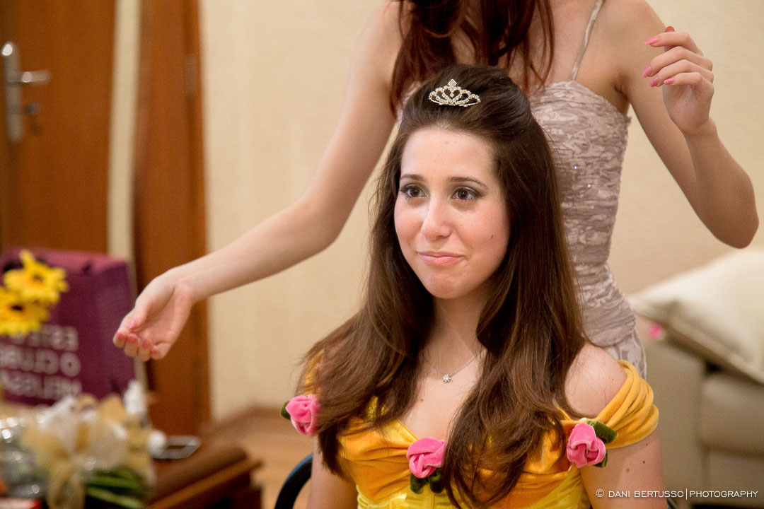 Fotografia Debutante - Festa de 15 Anos a fantasia – Fotografia de 15 Anos - Fotografia de Casamento - Fotógrafa de Casamentos e Família em SP - Dani Bertusso - São Paulo