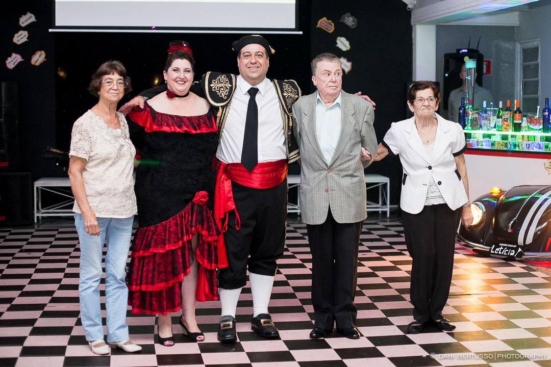 Fotografia Debutante - Festa de 15 Anos a fantasia – Fotografia de 15 Anos - Fotografia de Casamento - Fotógrafa de Casamentos e Família em SP - Dani Bertusso - São Paulo