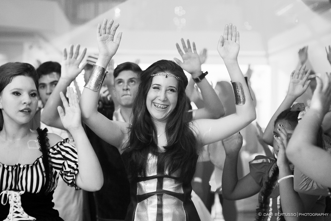 Fotografia Debutante - Festa de 15 Anos a fantasia – Fotografia de 15 Anos - Fotografia de Casamento - Fotógrafa de Casamentos e Família em SP - Dani Bertusso - São Paulo