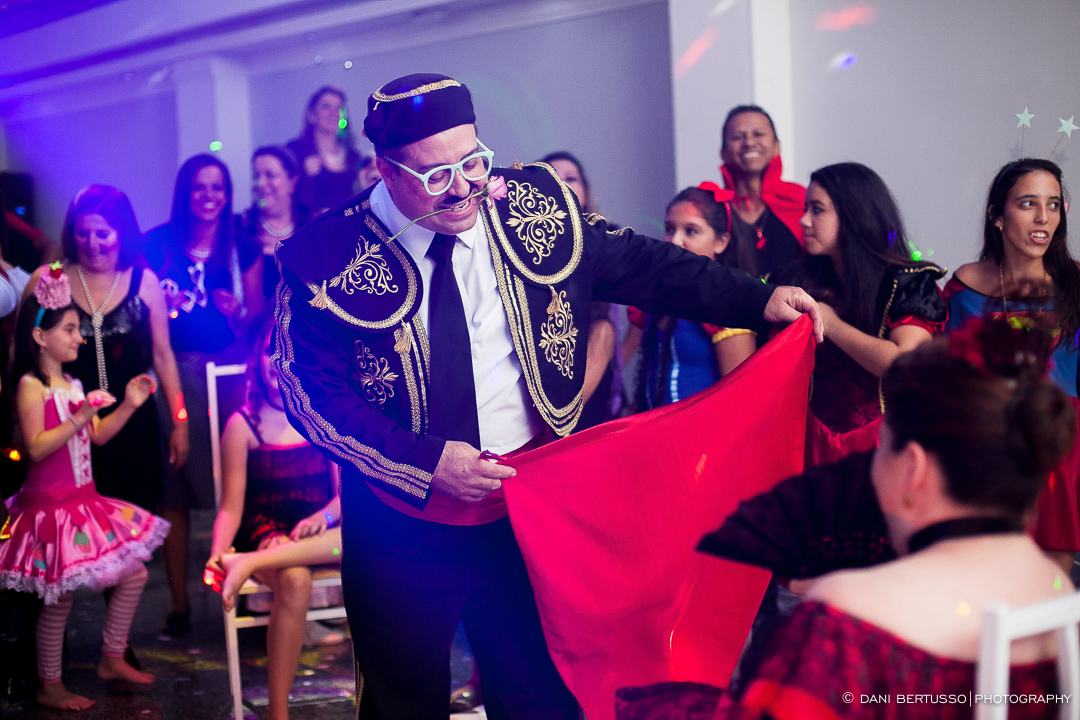 Fotografia Debutante - Festa de 15 Anos a fantasia – Fotografia de 15 Anos - Fotografia de Casamento - Fotógrafa de Casamentos e Família em SP - Dani Bertusso - São Paulo