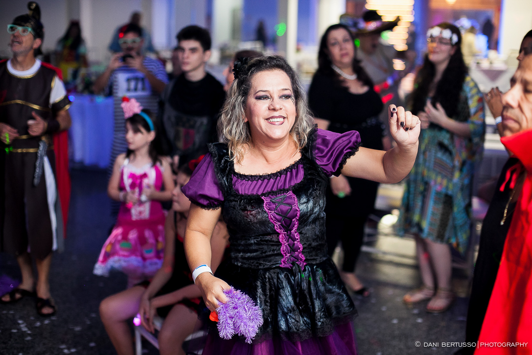 Fotografia Debutante - Festa de 15 Anos a fantasia – Fotografia de 15 Anos - Fotografia de Casamento - Fotógrafa de Casamentos e Família em SP - Dani Bertusso - São Paulo