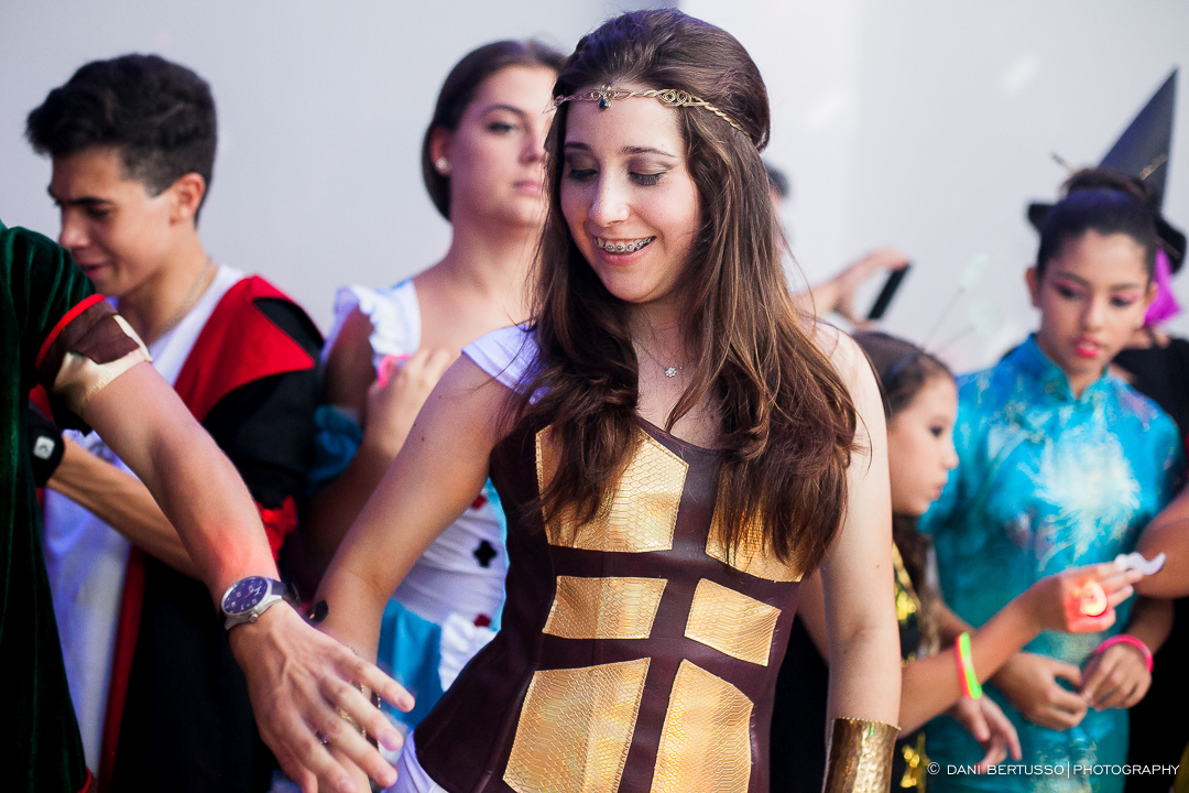 Fotografia Debutante - Festa de 15 Anos a fantasia – Fotografia de 15 Anos - Fotografia de Casamento - Fotógrafa de Casamentos e Família em SP - Dani Bertusso - São Paulo