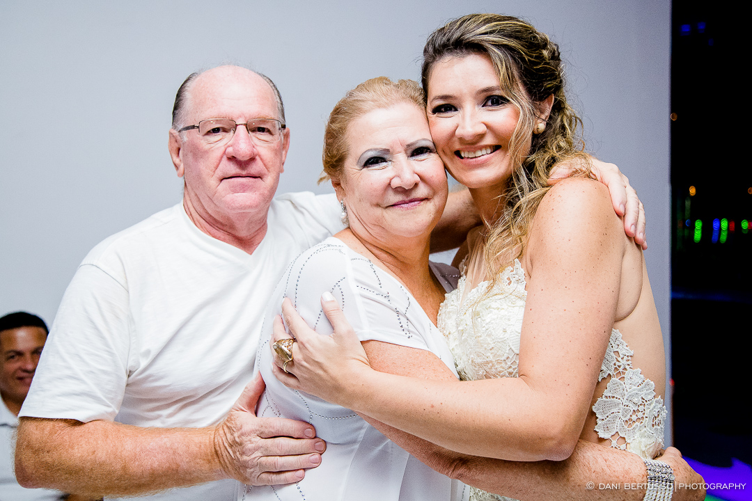Fotografia de Aniversário Adulto - Festa com Bateria de Escola de Samba – Festa de 40 anos - Fotografia de Casamento - Fotógrafa de Casamentos e Família SP - Dani Bertusso - Buffet Max Mania São Paulo