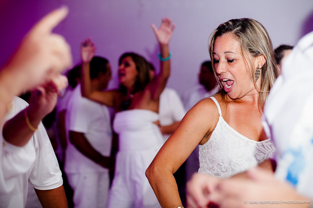 Fotografia de Aniversário Adulto - Festa com Bateria de Escola de Samba – Festa de 40 anos - Fotografia de Casamento - Fotógrafa de Casamentos e Família SP - Dani Bertusso - Buffet Max Mania São Paulo