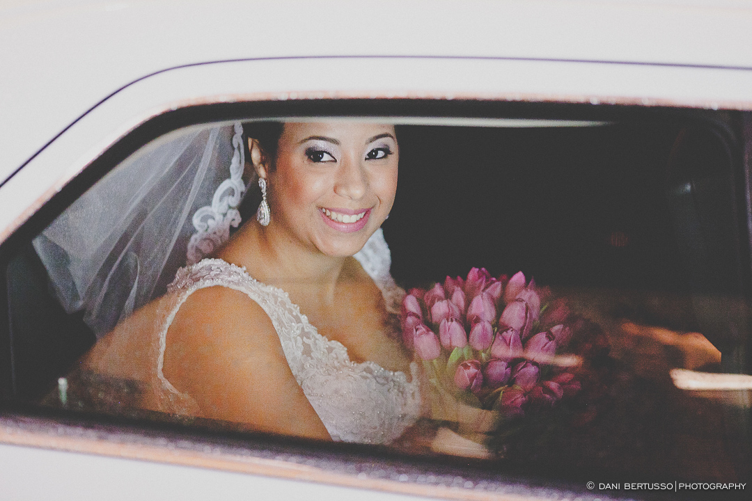 Casamento - Wedding day - Destination wedding - Fotografia de Casamento - Fotógrafa de Casamentos em SP - Dani Bertusso - Igreja do Calvário Pinheiros - Buffet Afrikan House