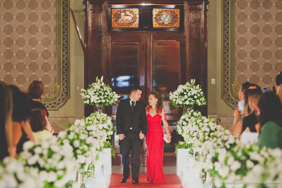 Casamento - Wedding day - Destination wedding - Fotografia de Casamento - Fotógrafa de Casamentos em SP - Dani Bertusso - Igreja do Calvário Pinheiros - Buffet Afrikan House