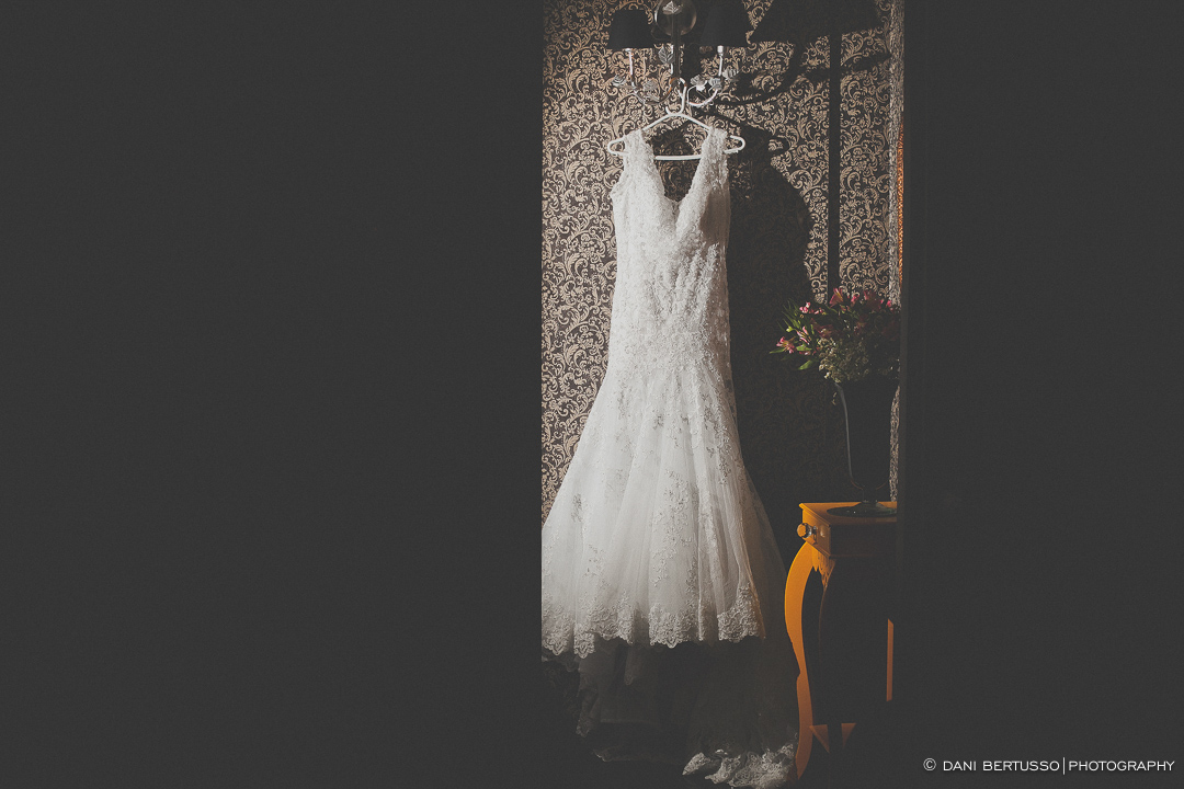 Casamento - Wedding day - Destination wedding - Fotografia de Casamento - Fotógrafa de Casamentos em SP - Dani Bertusso - Igreja do Calvário Pinheiros - Buffet Afrikan House