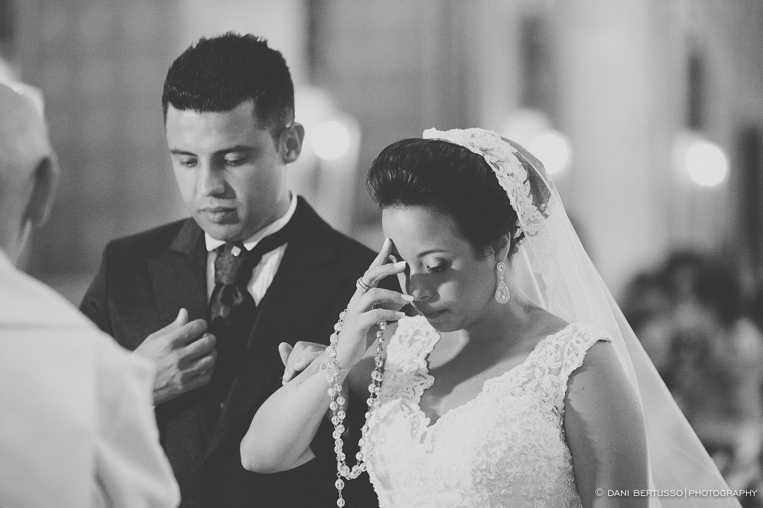 Casamento - Wedding day - Destination wedding - Fotografia de Casamento - Fotógrafa de Casamentos em SP - Dani Bertusso - Igreja do Calvário Pinheiros - Buffet Afrikan House