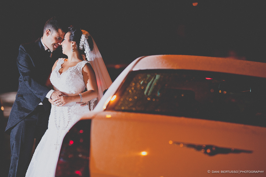 Casamento - Wedding day - Destination wedding - Fotografia de Casamento - Fotógrafa de Casamentos em SP - Dani Bertusso - Igreja do Calvário Pinheiros - Buffet Afrikan House