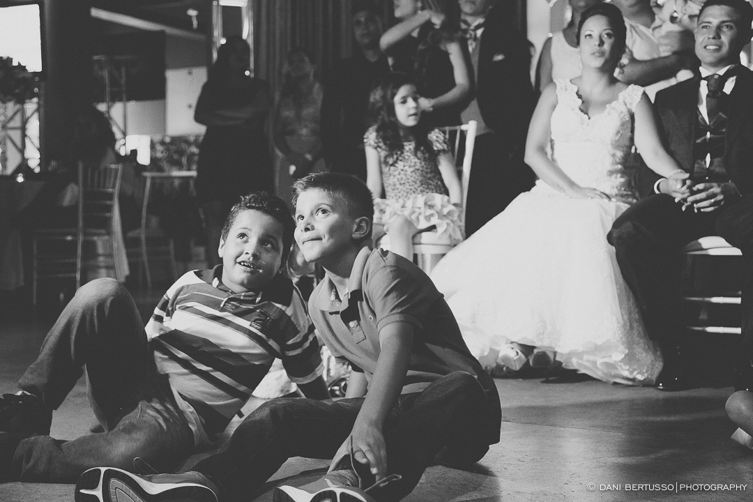 Casamento - Wedding day - Destination wedding - Fotografia de Casamento - Fotógrafa de Casamentos em SP - Dani Bertusso - Igreja do Calvário Pinheiros - Buffet Afrikan House