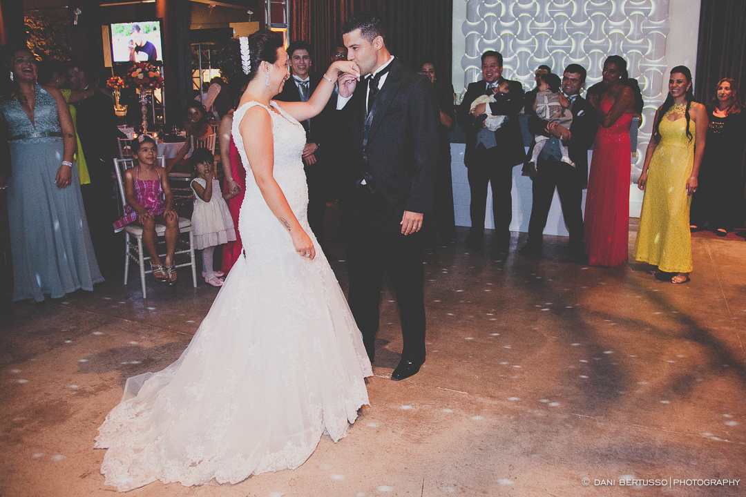 Casamento - Wedding day - Destination wedding - Fotografia de Casamento - Fotógrafa de Casamentos em SP - Dani Bertusso - Igreja do Calvário Pinheiros - Buffet Afrikan House