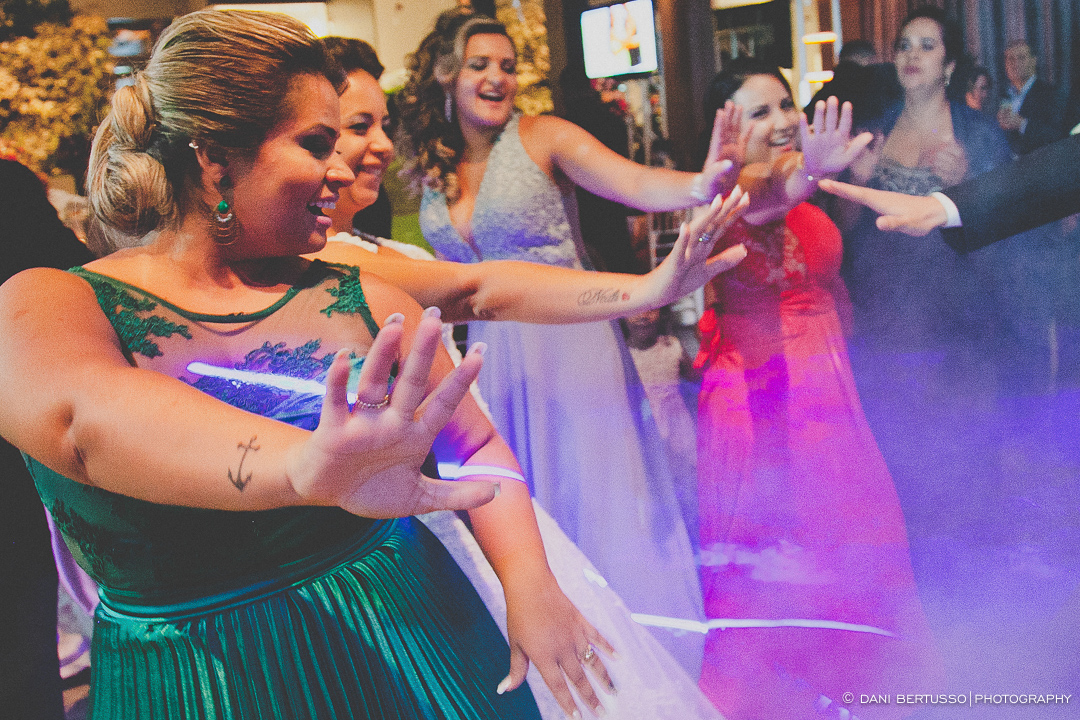 Casamento - Wedding day - Destination wedding - Fotografia de Casamento - Fotógrafa de Casamentos em SP - Dani Bertusso - Igreja do Calvário Pinheiros - Buffet Afrikan House