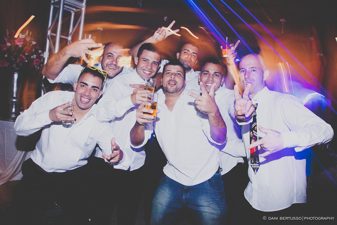 Casamento - Wedding day - Destination wedding - Fotografia de Casamento - Fotógrafa de Casamentos em SP - Dani Bertusso - Igreja do Calvário Pinheiros - Buffet Afrikan House