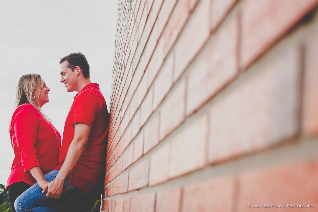 Ensaio fotográfico em Holambra - Pre wedding - Destination wedding - Fotografia de Casamento - Sessão de fotos no Campo - Fotógrafa de Casamentos em SP - Dani Bertusso