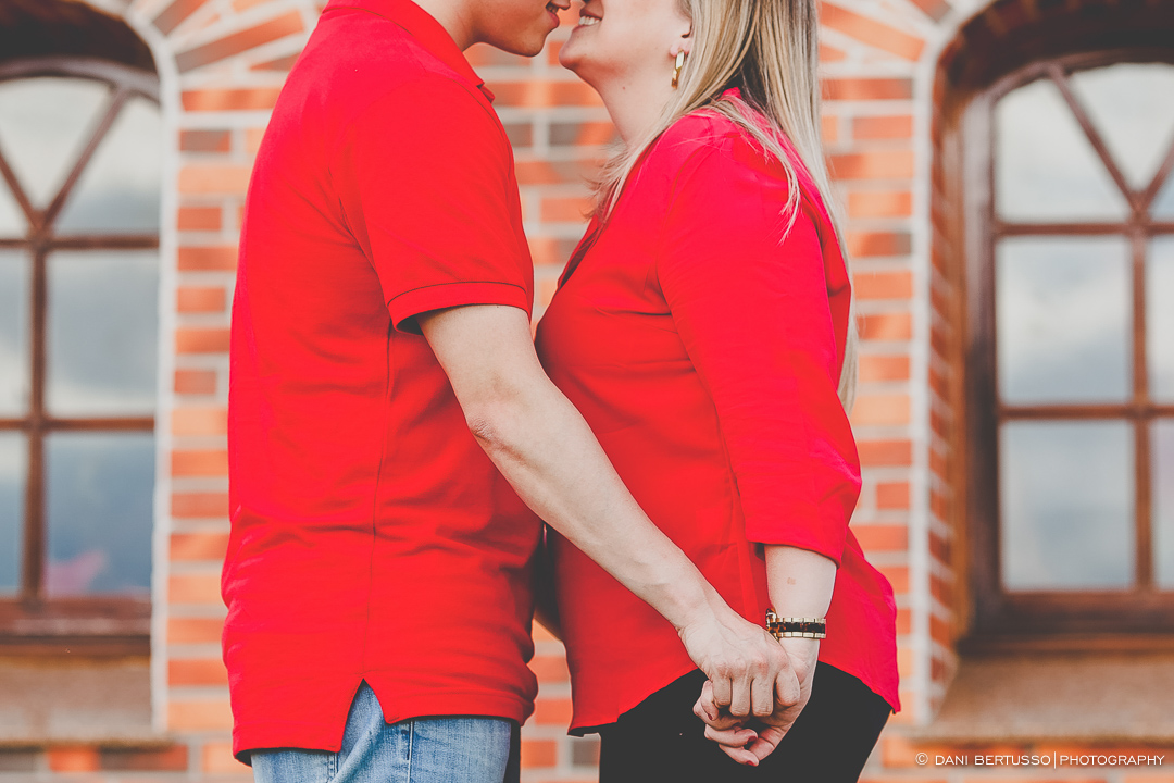 Ensaio fotográfico em Holambra - Pre wedding - Destination wedding - Fotografia de Casamento - Sessão de fotos no Campo - Fotógrafa de Casamentos em SP - Dani Bertusso