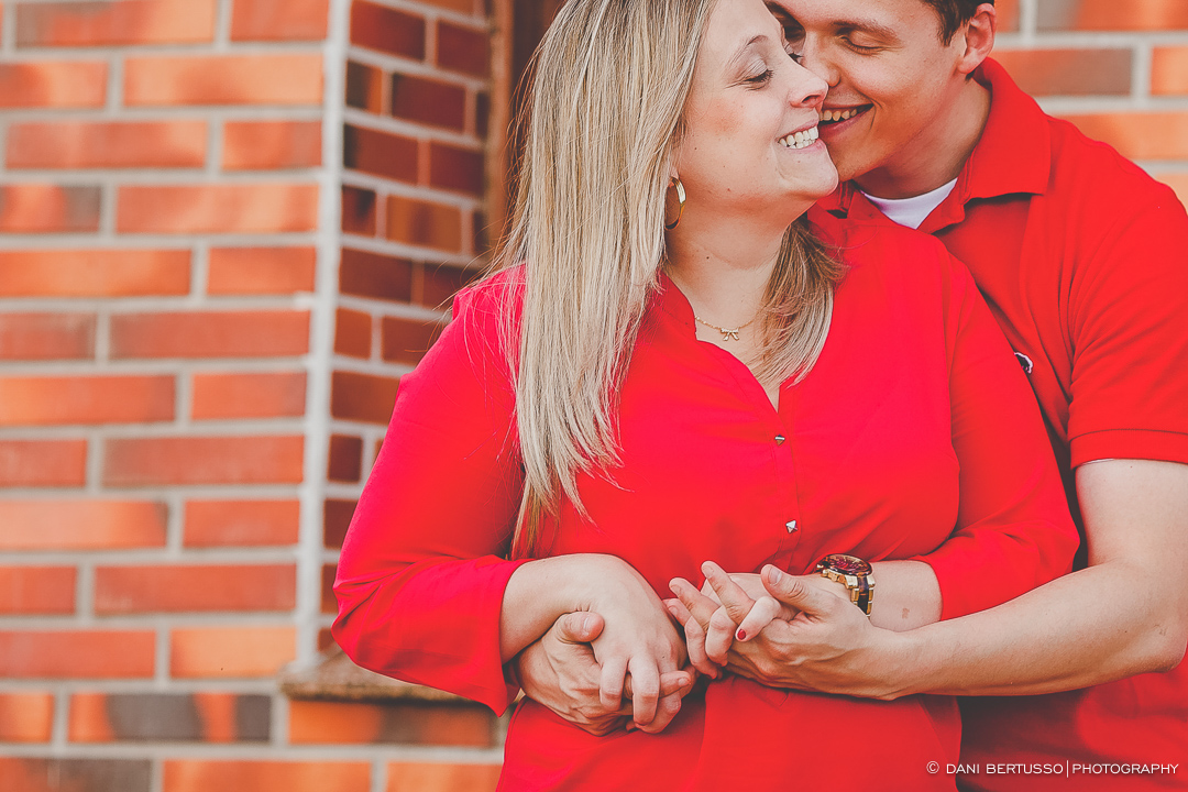 Ensaio fotográfico em Holambra - Pre wedding - Destination wedding - Fotografia de Casamento - Sessão de fotos no Campo - Fotógrafa de Casamentos em SP - Dani Bertusso