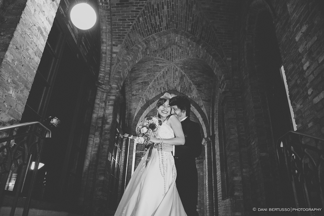 Casamento - Wedding - Destination wedding - Fotografia de Casamento - Fotógrafa de Casamentos em SP - Dani Bertusso - Buffet Torre Azul - Capela da Santa Casa de São Paulo