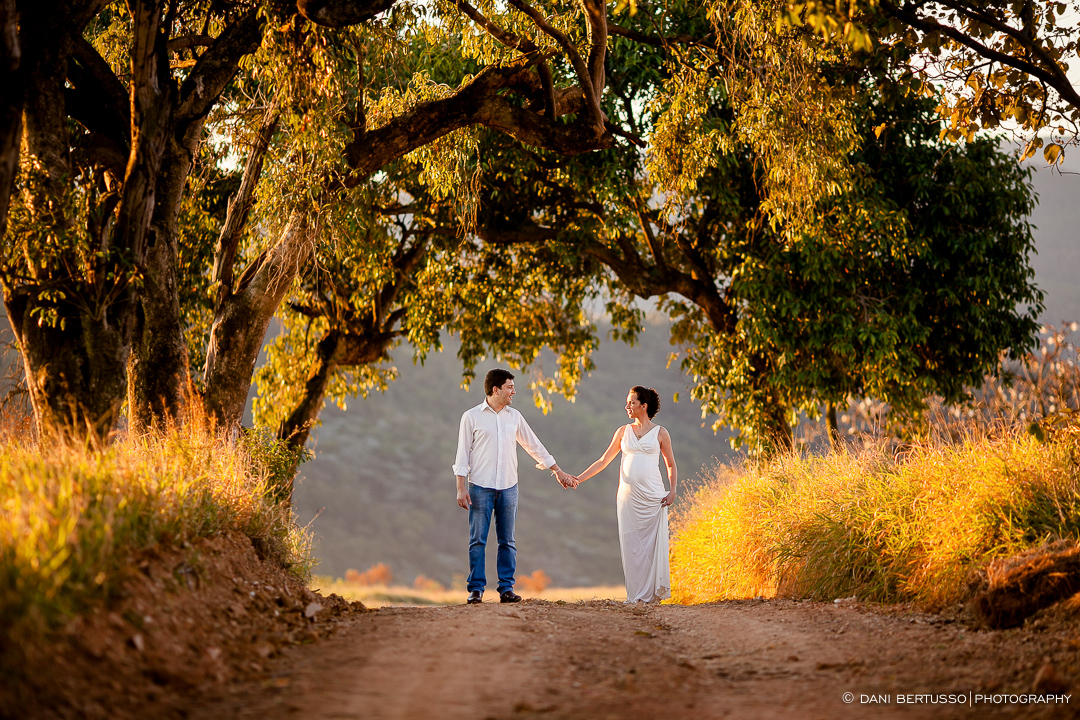 Ensaio fotográfico Gestante – Fotografia de grávidas - Fotografia de Casamento - Sessão de fotos no campo - Fotógrafa de Casamentos e Família em SP - Dani Bertusso - São Paulo