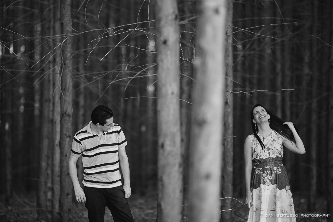 Ensaio fotográfico em Holambra - Pre wedding - Destination wedding - Fotografia de Casamento - Sessão de fotos no Campo - Fotógrafa de Casamentos em SP - Dani Bertusso