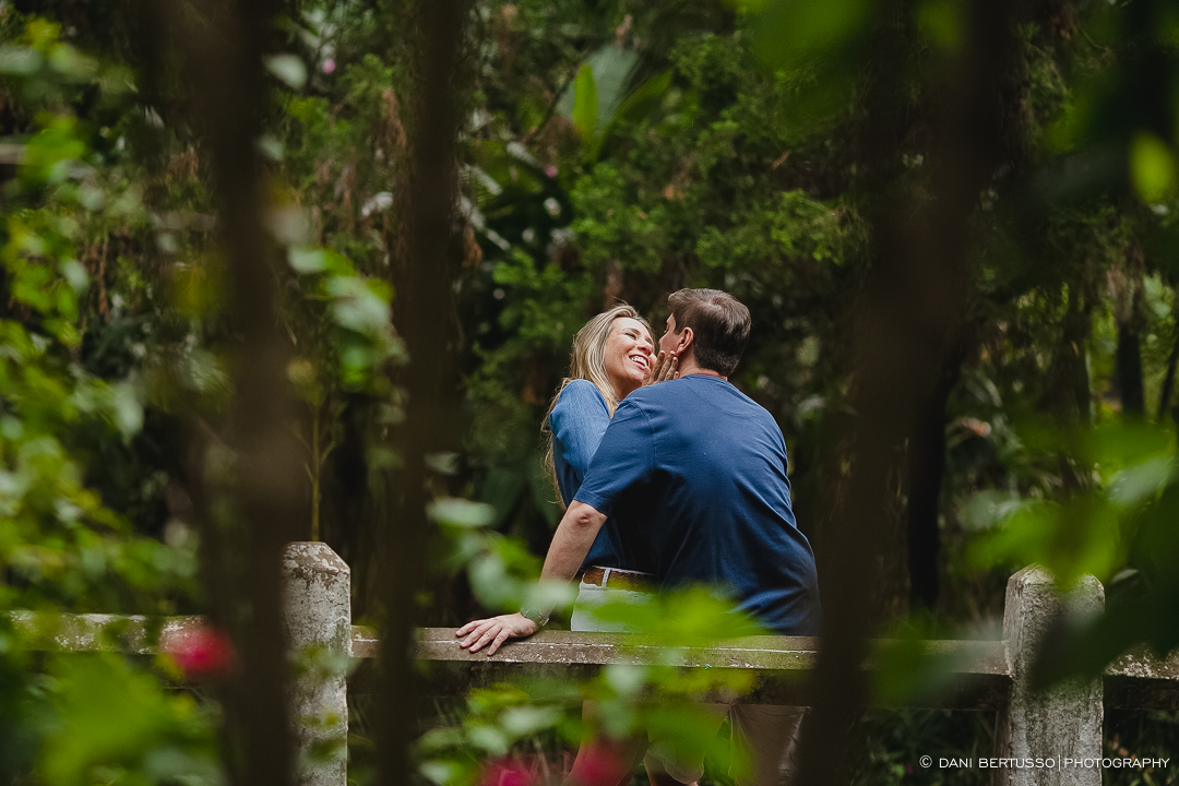 Ensaio fotográfico em São Paulo - Pre wedding - Destination wedding - Fotografia de Casamento - Sessão de fotos no Campo - Fotógrafa de Casamentos em SP - Dani Bertusso