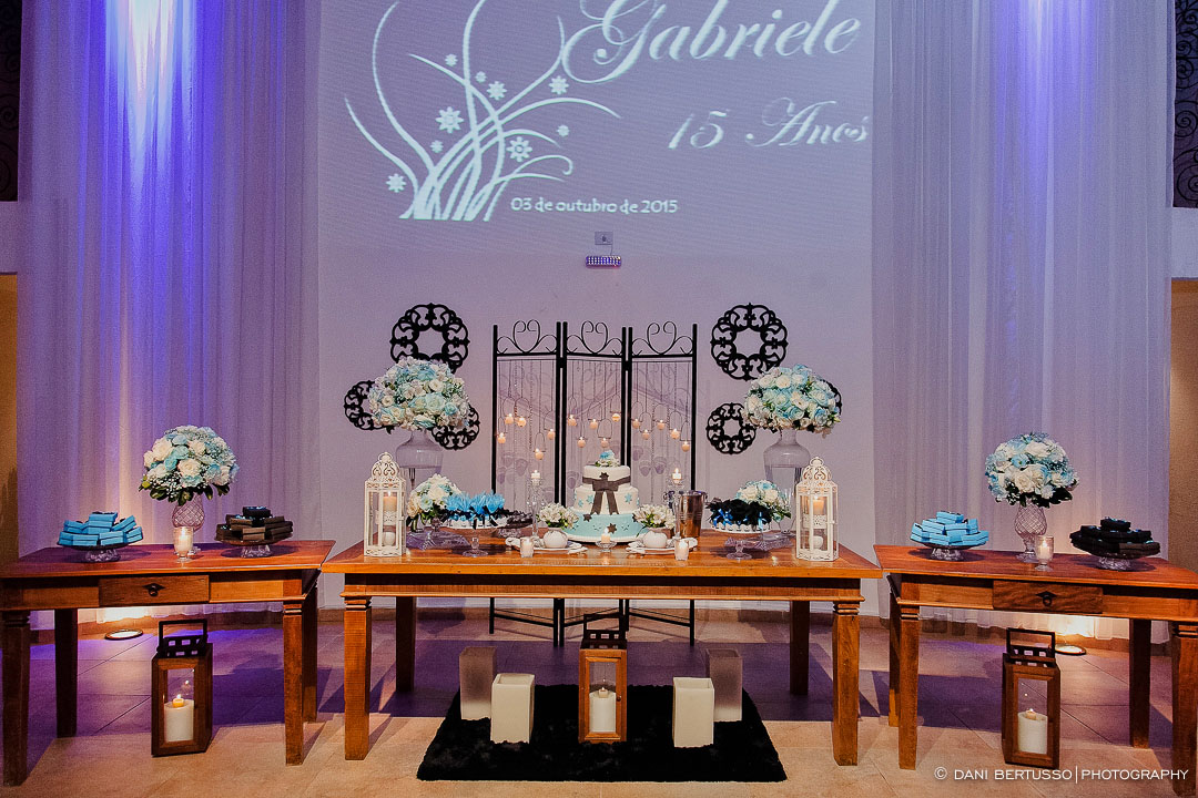 Fotografia Debutante - Festa de 15 Anos a fantasia – Fotografia de 15 Anos - Fotografia de Casamento - Fotógrafa de Casamentos e Família em SP - Dani Bertusso - Espaço Rafima - Osasco