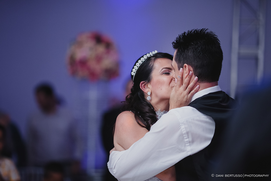Wedding - Destination wedding - Fotografia de Casamento - Fotógrafa de Casamentos SP - Dani Bertusso - Igreja Nossa Senhora do Carmo Santo André - Buffet Evento Perfeito Mansão Viermont São Paulo