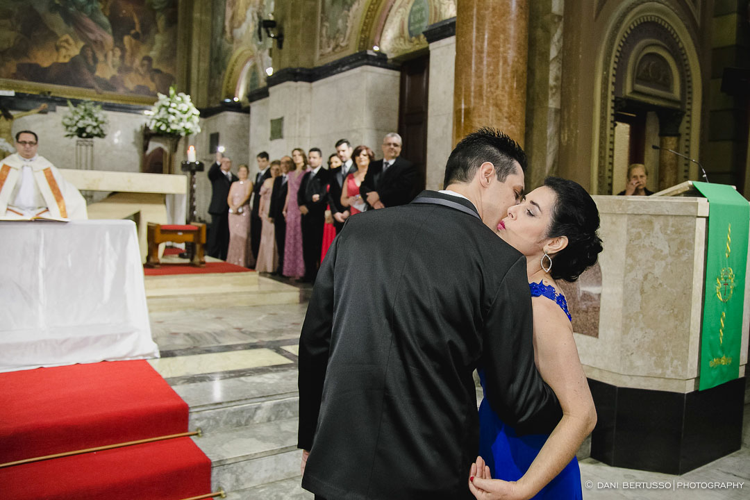 Wedding - Destination wedding - Fotografia de Casamento - Fotógrafa de Casamentos SP - Dani Bertusso - Igreja Nossa Senhora do Carmo Santo André - Buffet Evento Perfeito Mansão Viermont São Paulo