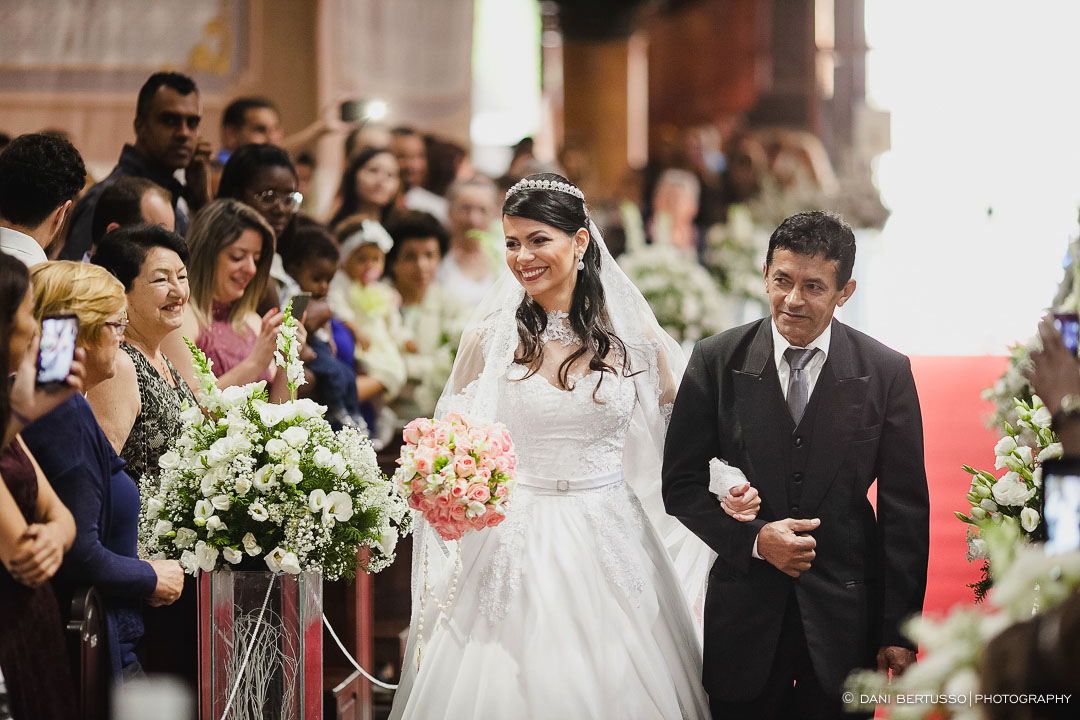 Wedding - Destination wedding - Fotografia de Casamento - Fotógrafa de Casamentos SP - Dani Bertusso - Igreja Nossa Senhora do Carmo Santo André - Buffet Evento Perfeito Mansão Viermont São Paulo