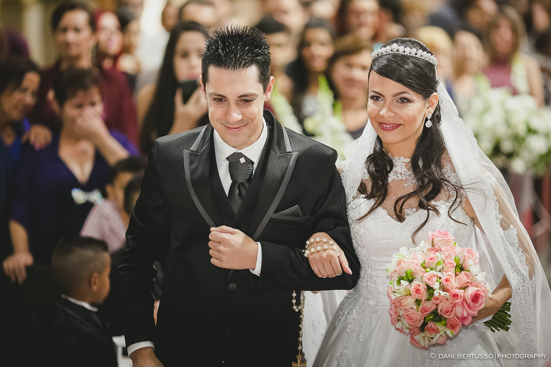 Wedding - Destination wedding - Fotografia de Casamento - Fotógrafa de Casamentos SP - Dani Bertusso - Igreja Nossa Senhora do Carmo Santo André - Buffet Evento Perfeito Mansão Viermont São Paulo