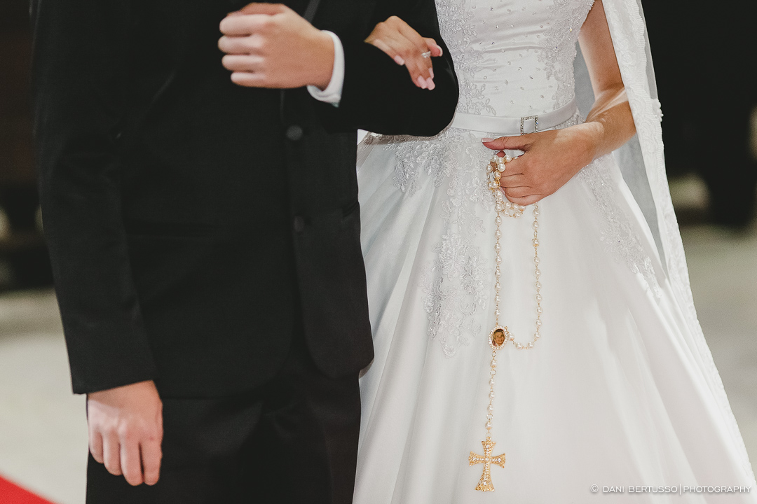 Wedding - Destination wedding - Fotografia de Casamento - Fotógrafa de Casamentos SP - Dani Bertusso - Igreja Nossa Senhora do Carmo Santo André - Buffet Evento Perfeito Mansão Viermont São Paulo