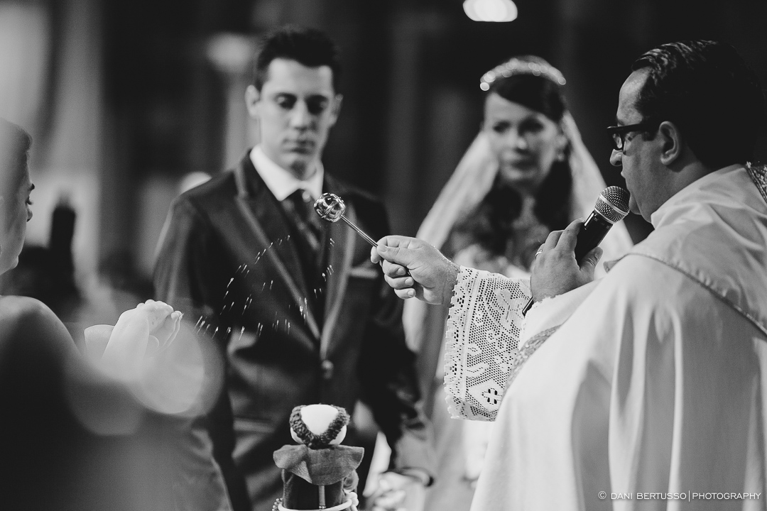 Wedding - Destination wedding - Fotografia de Casamento - Fotógrafa de Casamentos SP - Dani Bertusso - Igreja Nossa Senhora do Carmo Santo André - Buffet Evento Perfeito Mansão Viermont São Paulo