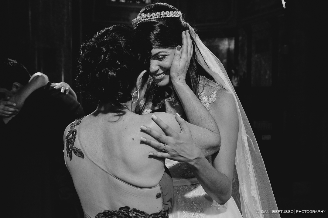 Wedding - Destination wedding - Fotografia de Casamento - Fotógrafa de Casamentos SP - Dani Bertusso - Igreja Nossa Senhora do Carmo Santo André - Buffet Evento Perfeito Mansão Viermont São Paulo