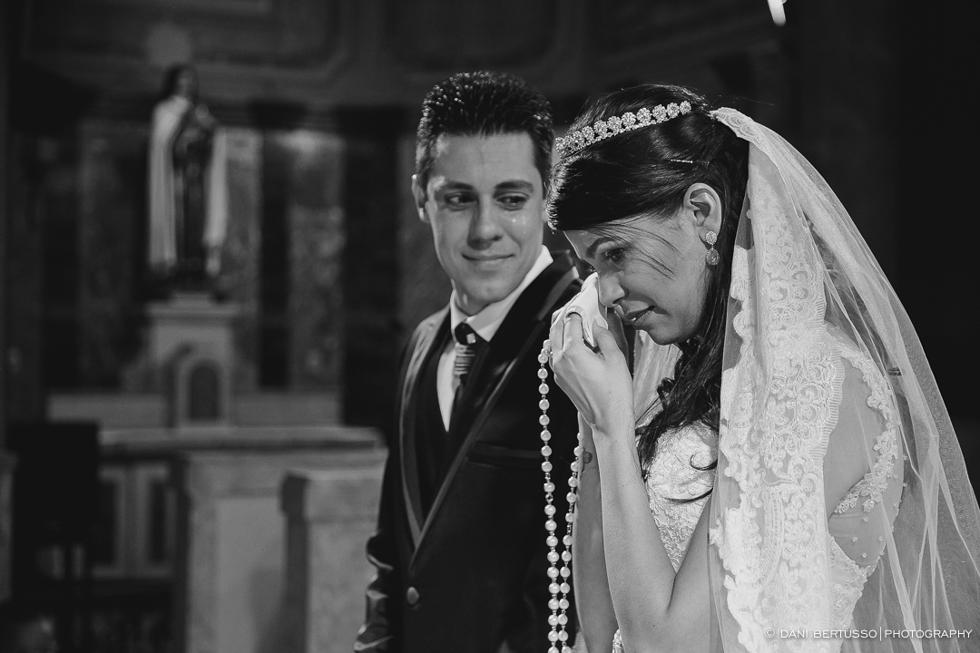 Wedding - Destination wedding - Fotografia de Casamento - Fotógrafa de Casamentos SP - Dani Bertusso - Igreja Nossa Senhora do Carmo Santo André - Buffet Evento Perfeito Mansão Viermont São Paulo