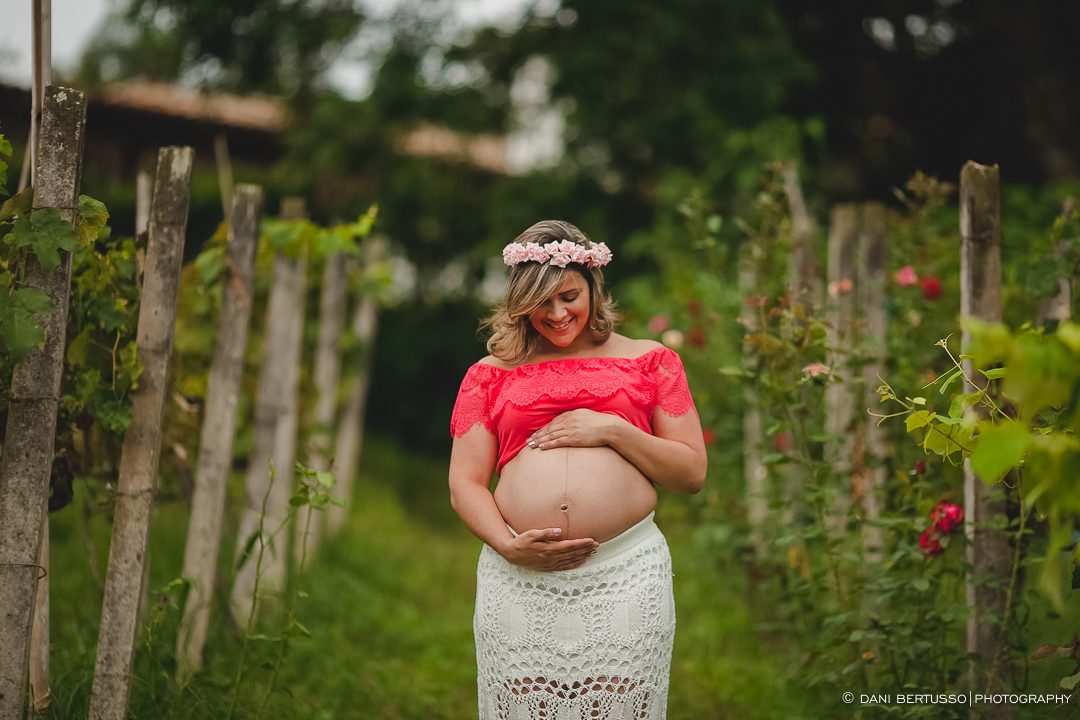 Ensaio fotográfico Gestante – Fotografia de grávidas - Fotografia de Casamento - Sessão de fotos no campo - Fotógrafa de Casamentos e Família em SP - Dani Bertusso - São Roque