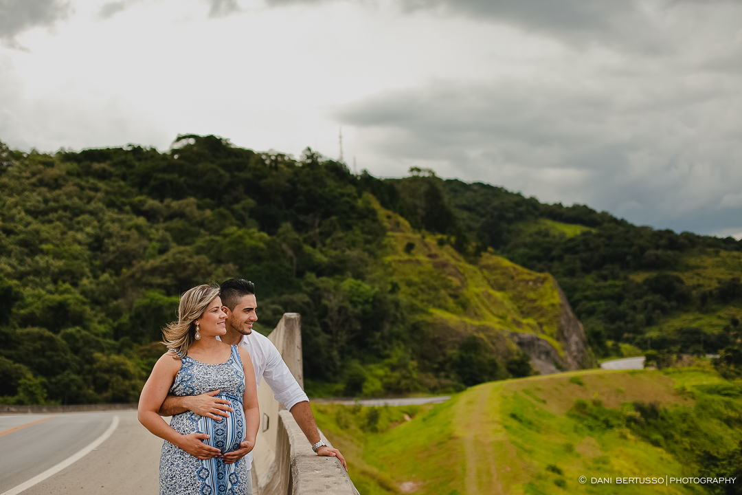 Ensaio fotográfico Gestante – Fotografia de grávidas - Fotografia de Casamento - Sessão de fotos no campo - Fotógrafa de Casamentos e Família em SP - Dani Bertusso - São Roque