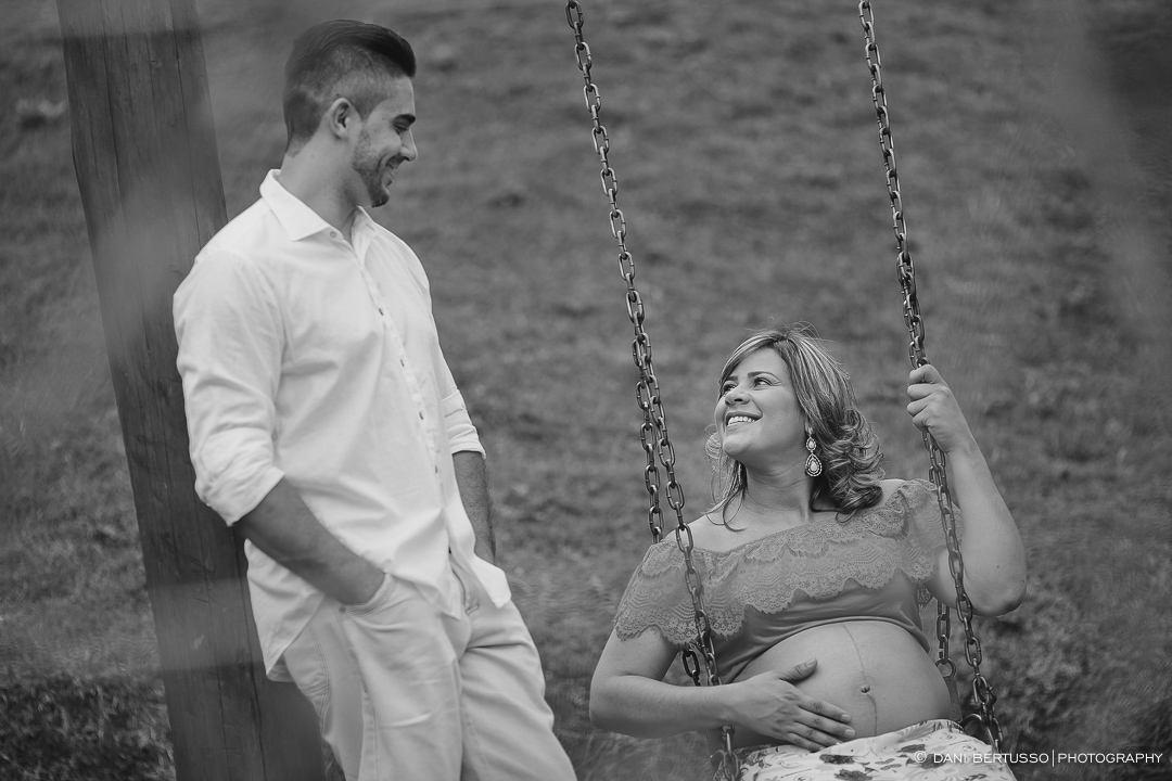 Ensaio fotográfico Gestante – Fotografia de grávidas - Fotografia de Casamento - Sessão de fotos no campo - Fotógrafa de Casamentos e Família em SP - Dani Bertusso - São Roque