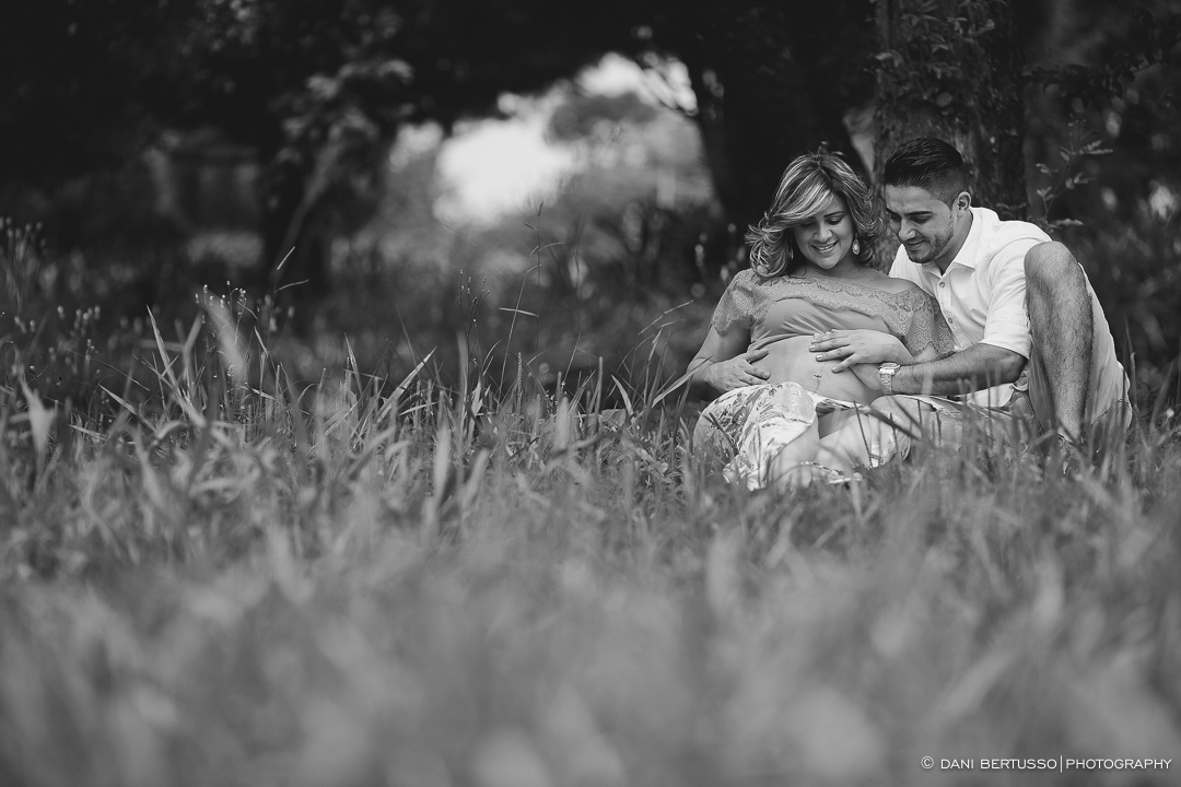 Ensaio fotográfico Gestante – Fotografia de grávidas - Fotografia de Casamento - Sessão de fotos no campo - Fotógrafa de Casamentos e Família em SP - Dani Bertusso - São Roque